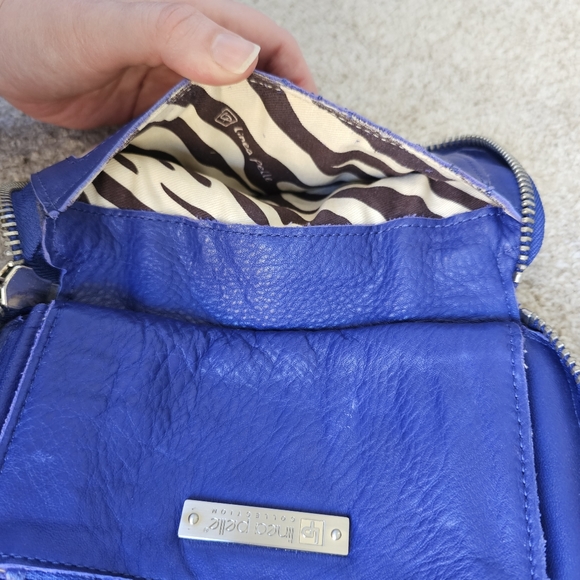 Linea Pelle Cobalt Leather Dylan Zip Wallet - Picture 12 of 17